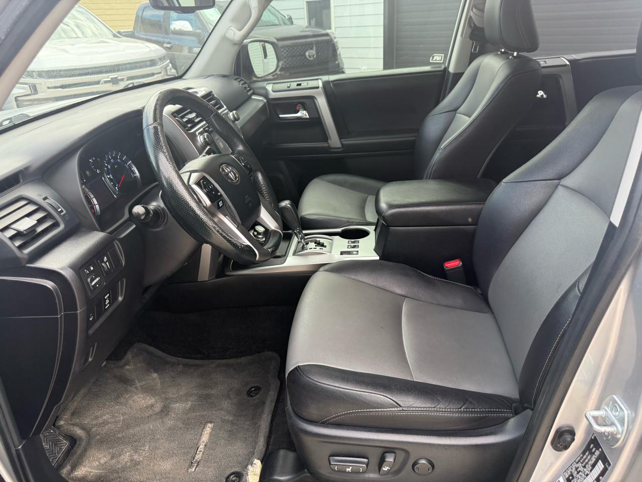 Toyota 4Runner SR5 Premium 4WD 2016