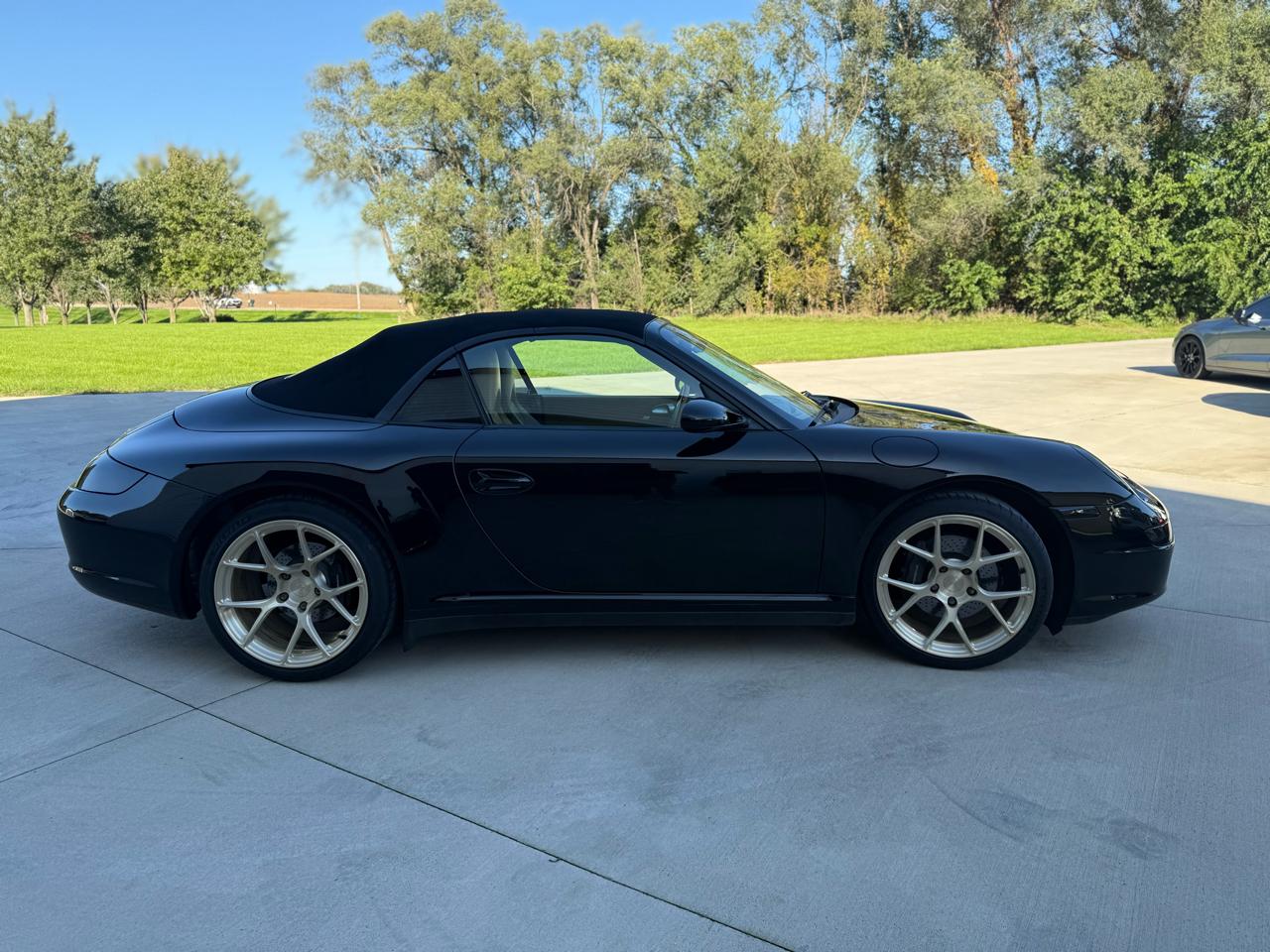Porsche 911 Carrera 4 Cabriolet 2006