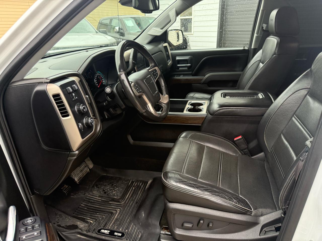 GMC Sierra 1500 Denali Crew Cab 4WD 2017