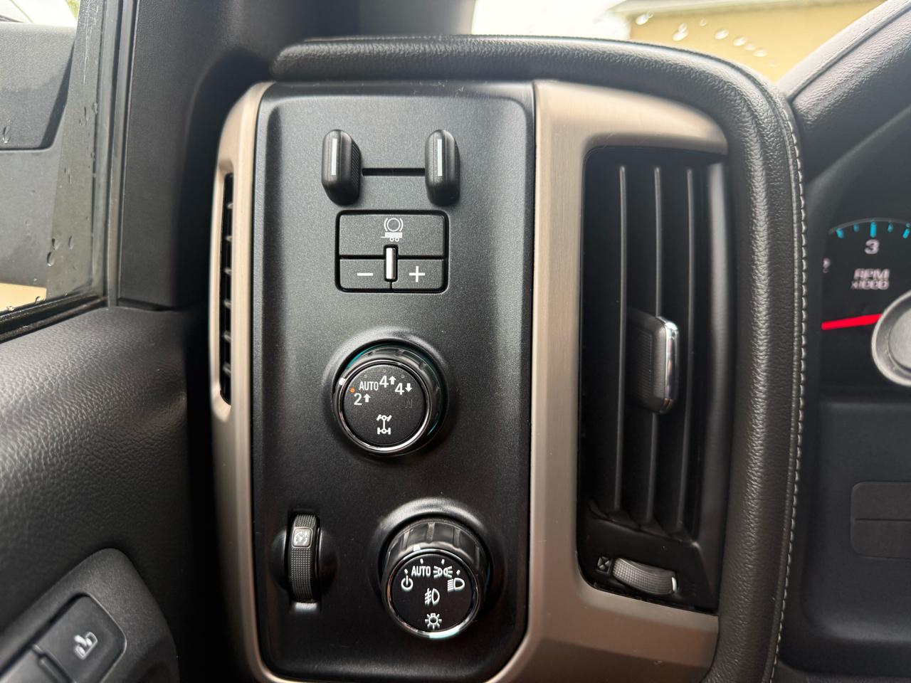 GMC Sierra 1500 Denali Crew Cab 4WD 2017