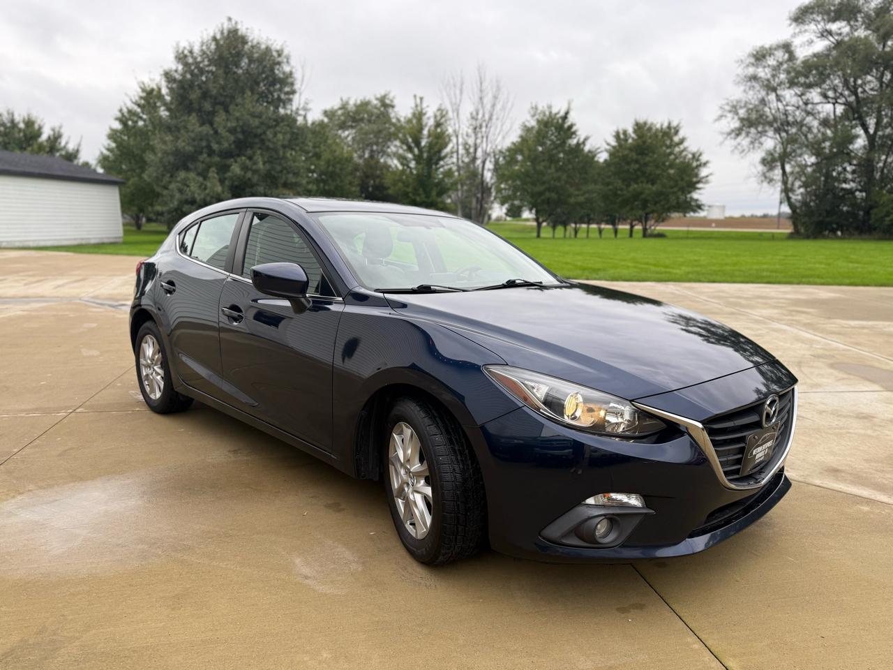 Mazda MAZDA3 i Grand Touring AT 5-Door 2015
