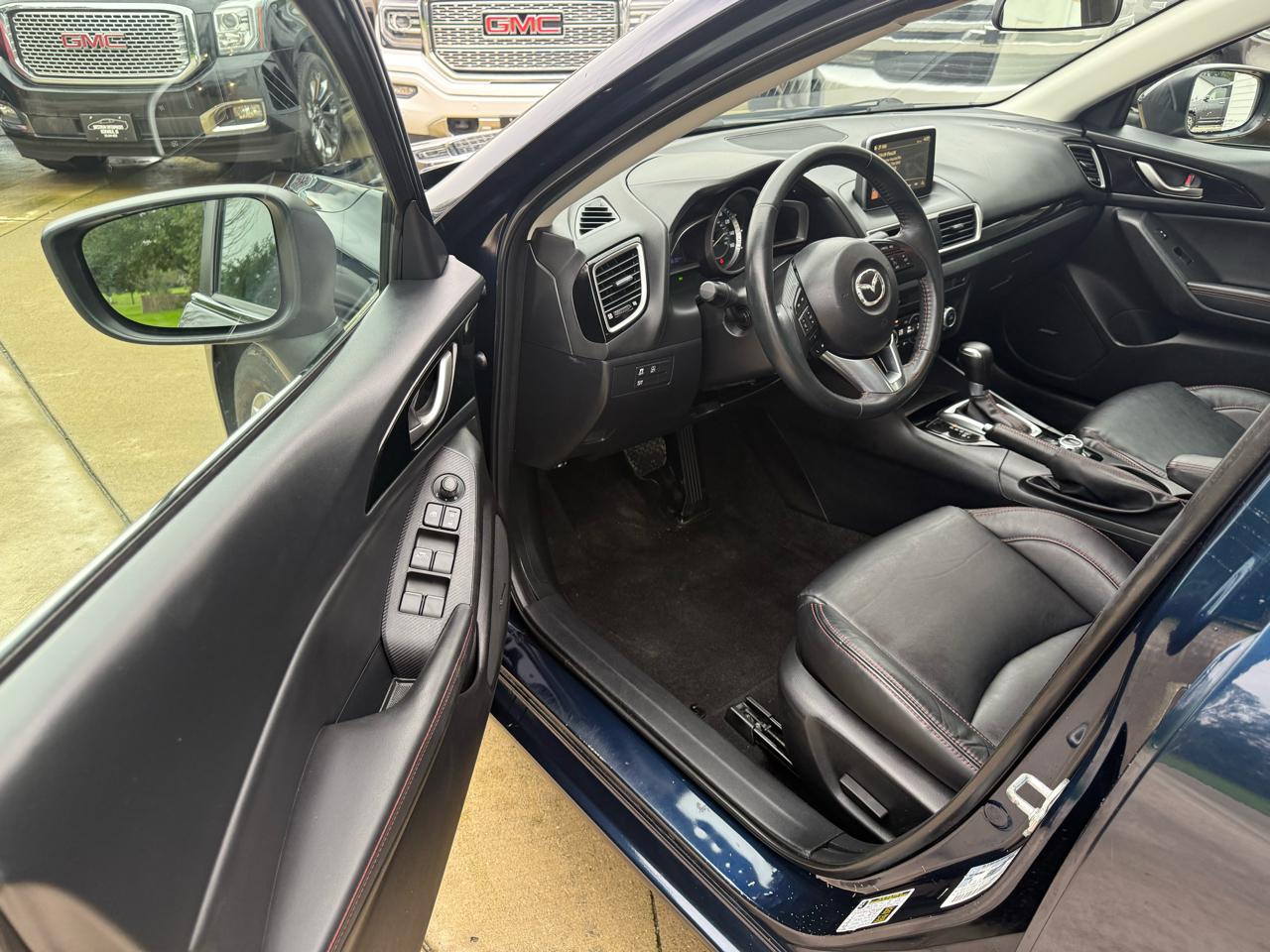 Mazda MAZDA3 i Grand Touring AT 5-Door 2015