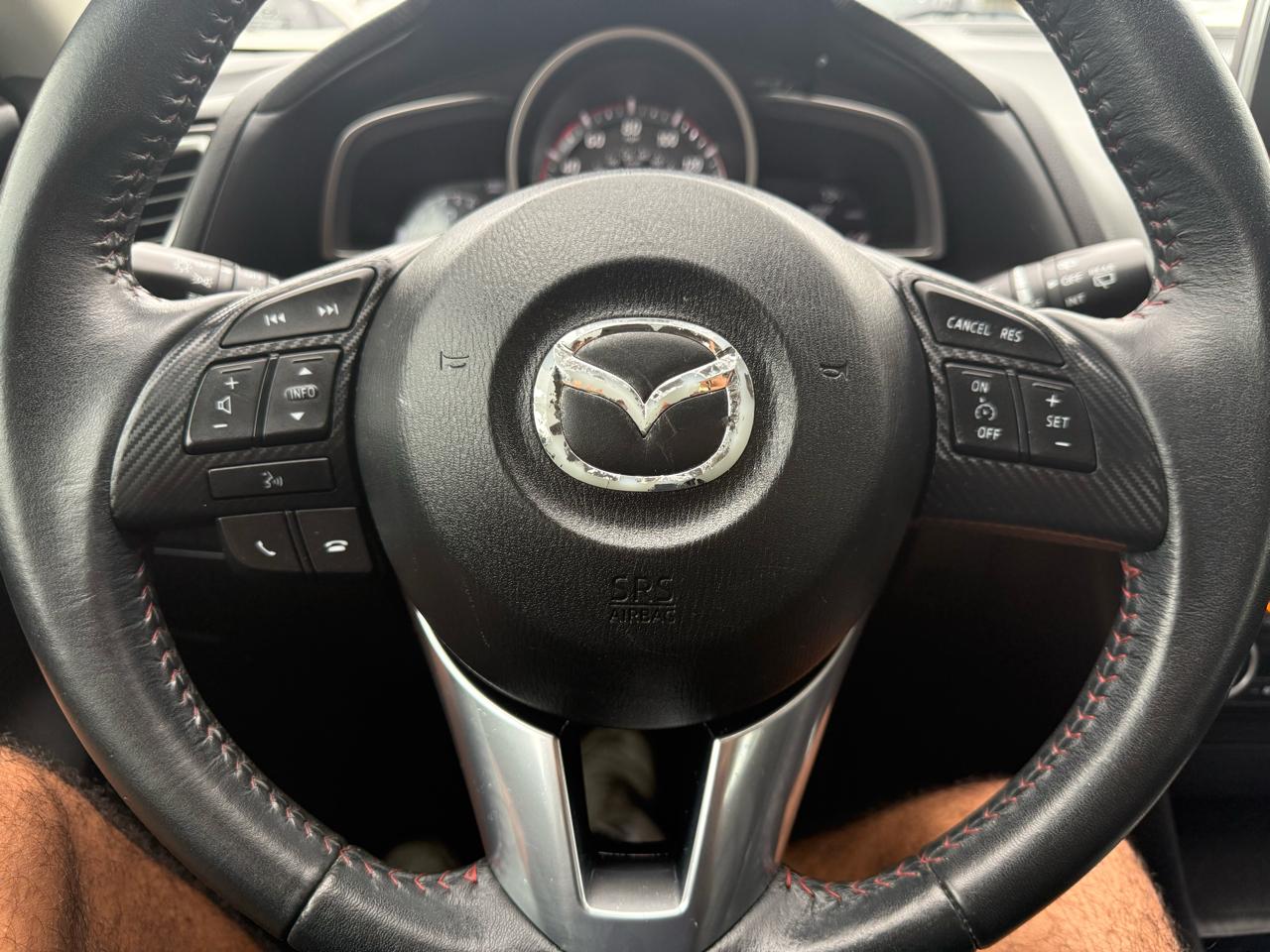 Mazda MAZDA3 i Grand Touring AT 5-Door 2015