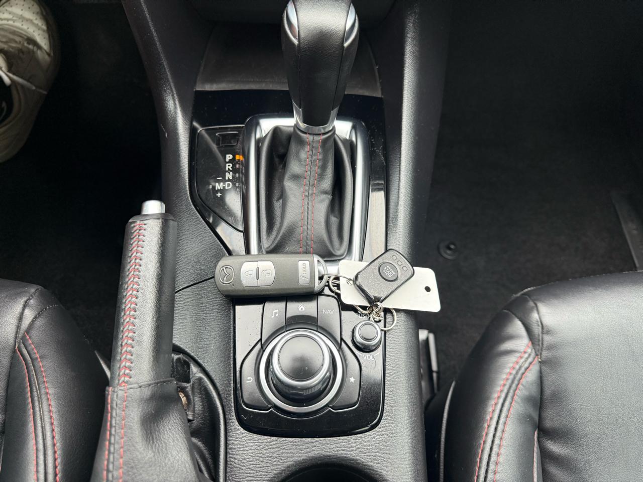 Mazda MAZDA3 i Grand Touring AT 5-Door 2015