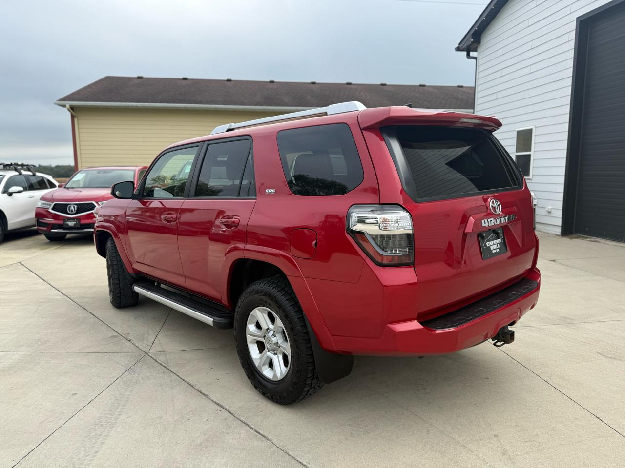 Toyota 4Runner SR5 4WD 2016