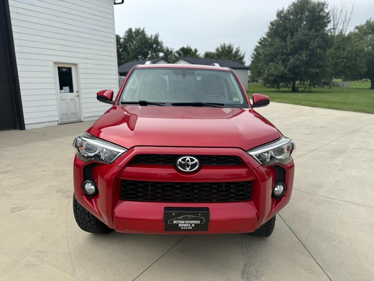 Toyota 4Runner SR5 4WD 2016