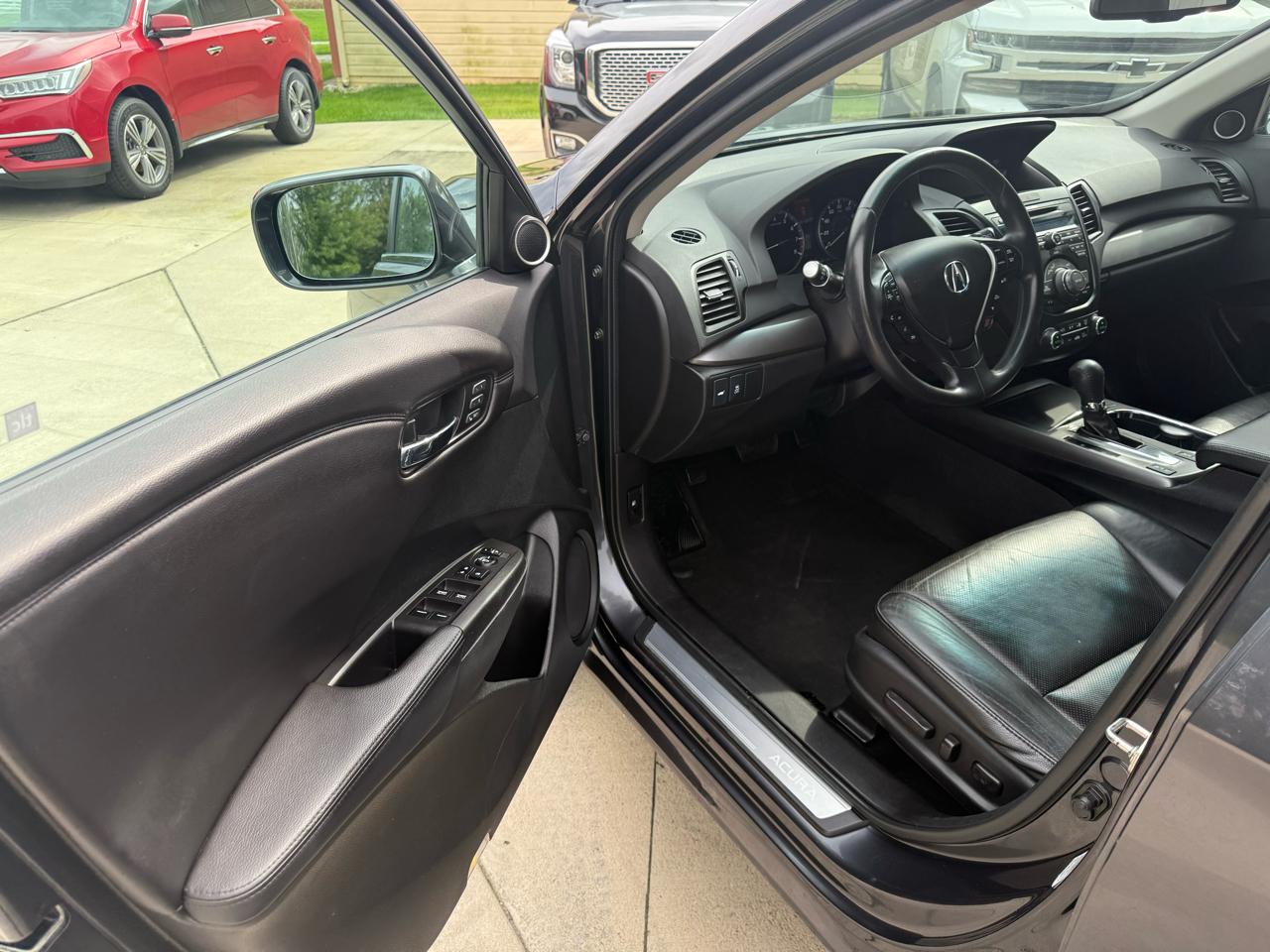 Acura RDX 6-Spd AT AWD w/ Technology Package 2015
