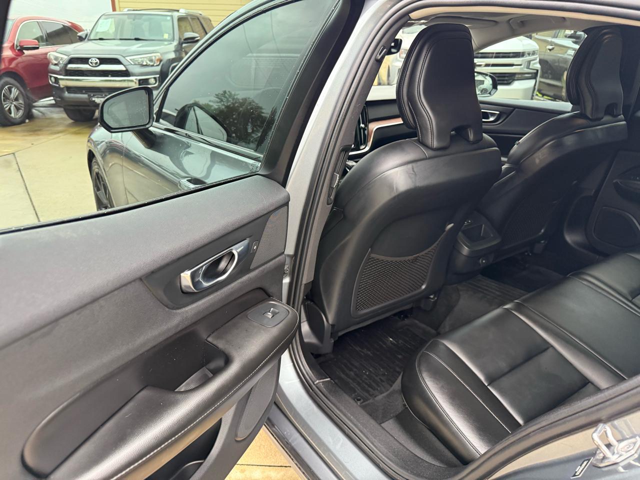 Volvo S60 T5 Momentum 2021