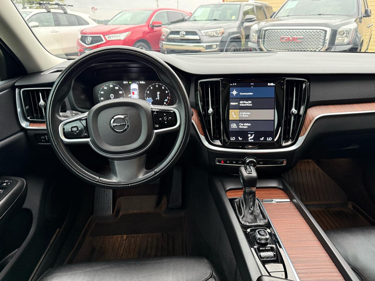 Volvo S60 T5 Momentum 2021