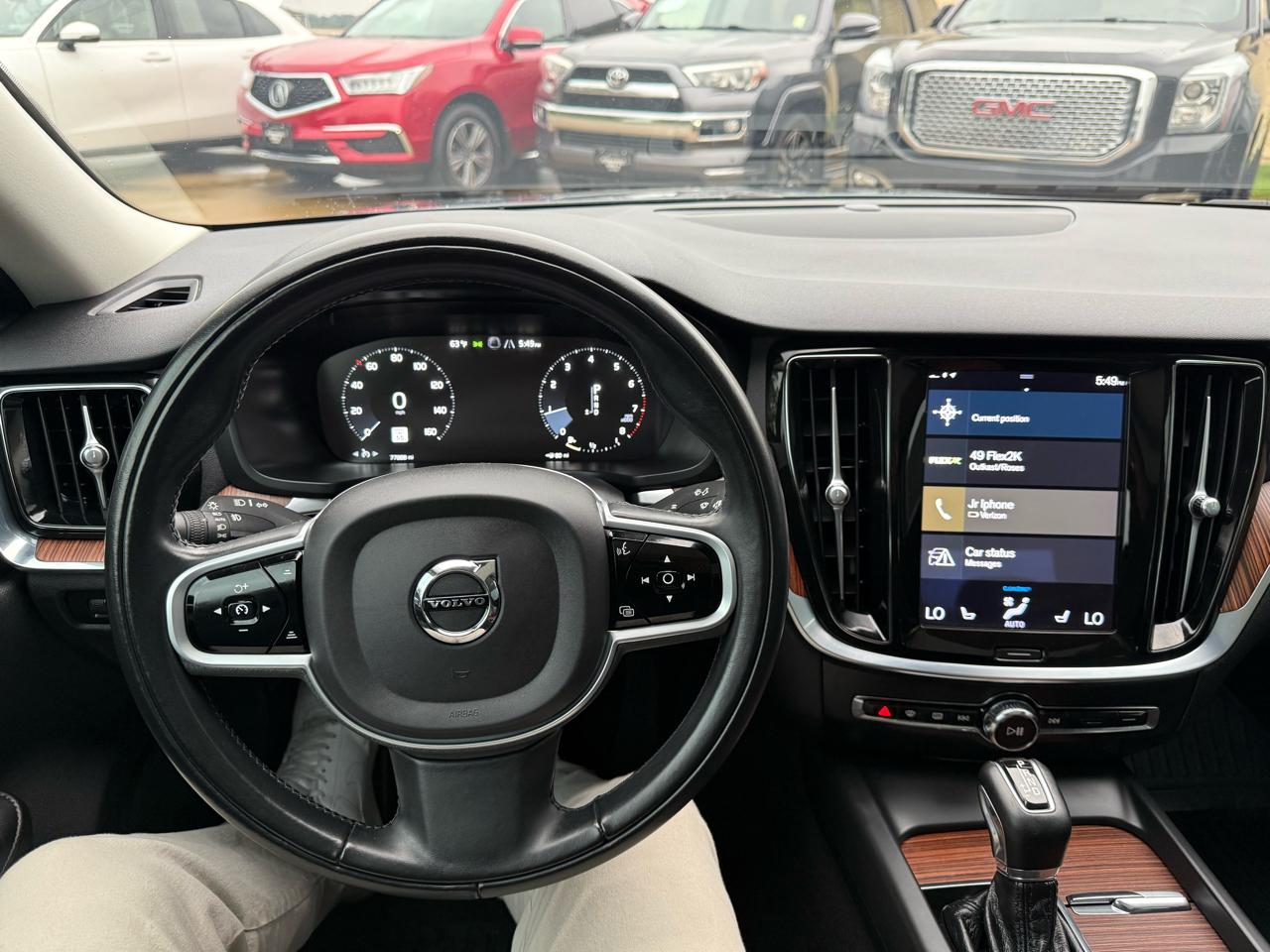 Volvo S60 T5 Momentum 2021