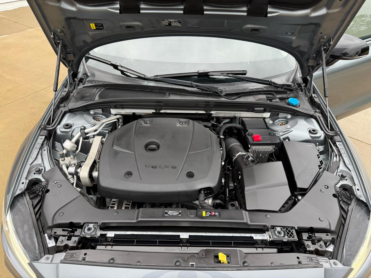 Volvo S60 T5 Momentum 2021