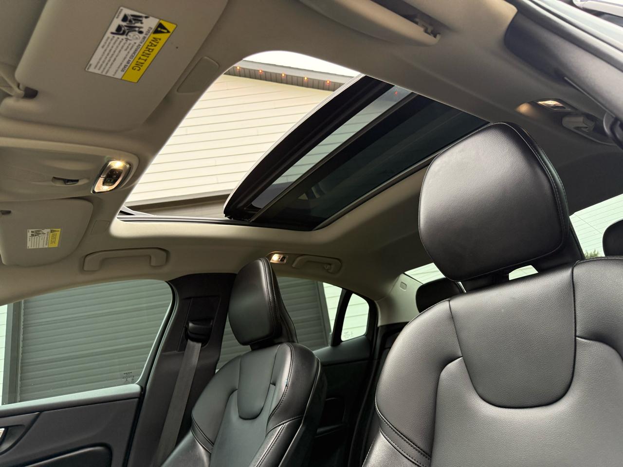 Volvo S60 T5 Momentum 2021