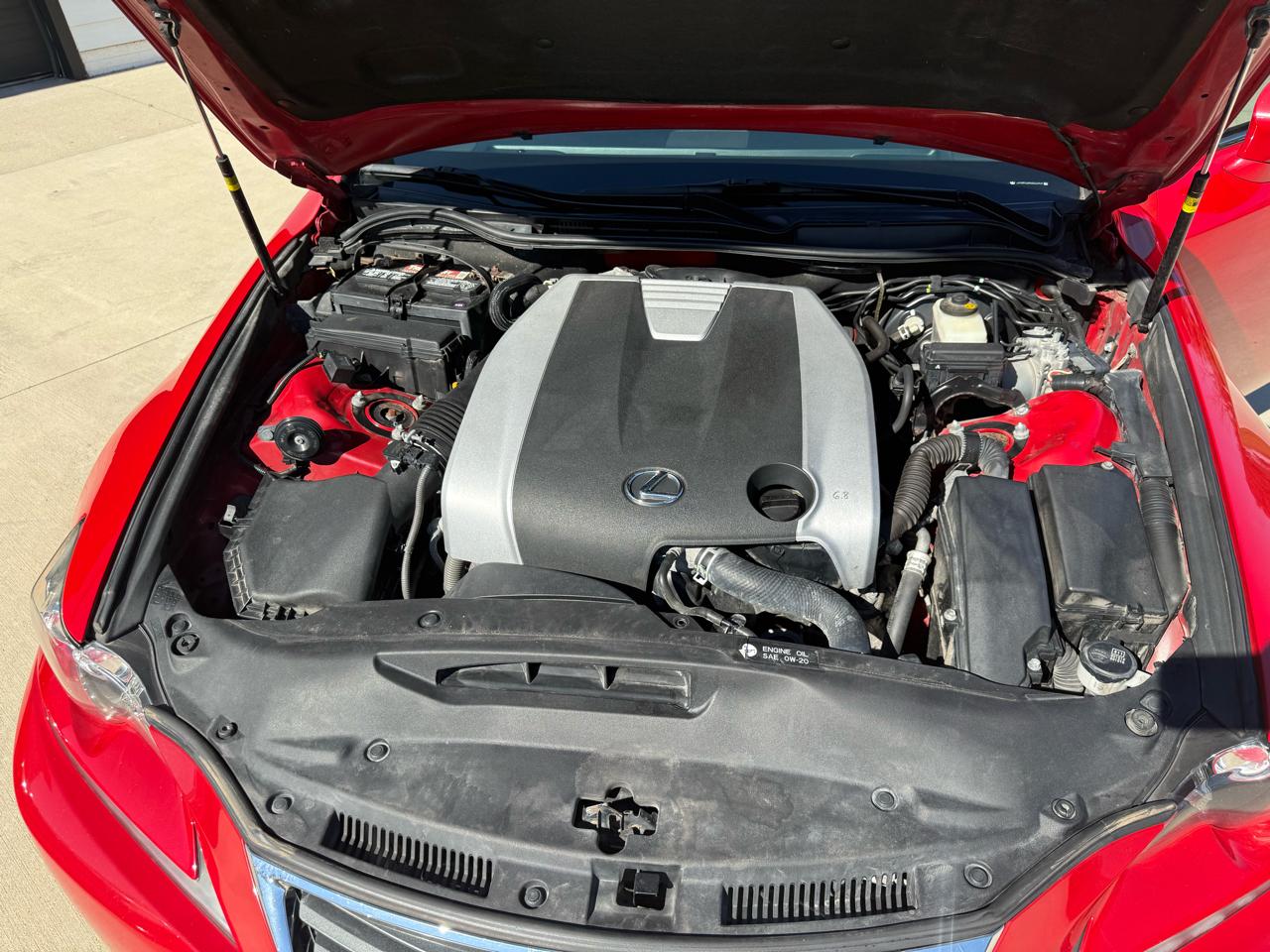 Lexus IS 300 AWD 2016