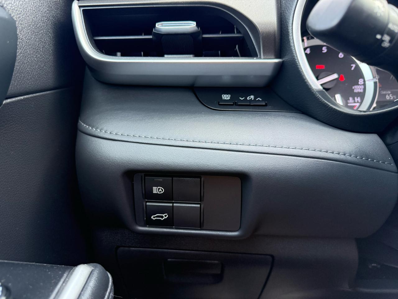 Toyota Highlander XLE AWD V6 2022