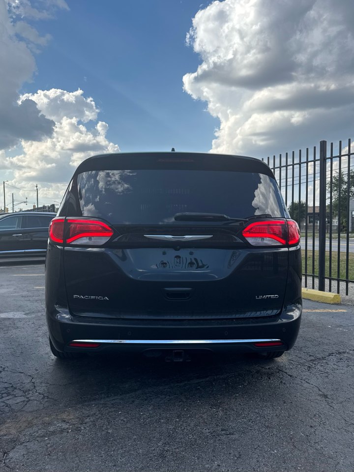 Chrysler Pacifica Limited 2017 Chrysler Pacifica Limited 2017