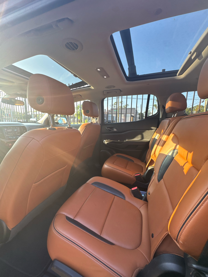 GMC Acadia SLE 2020 GMC Acadia SLE 2020