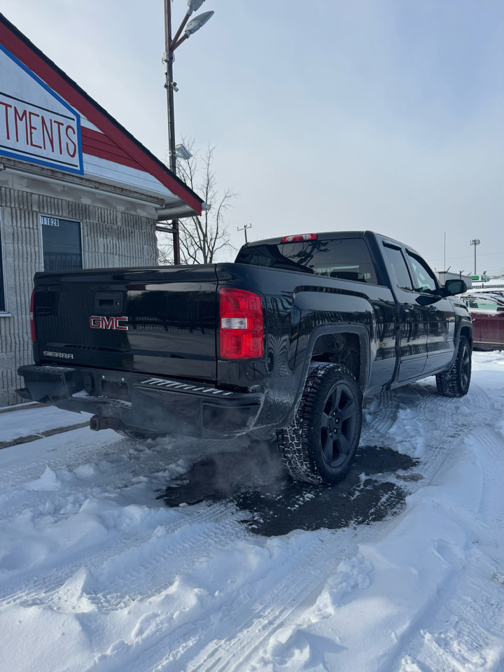 GMC Sierra 1500 Base Double Cab 4WD 2017