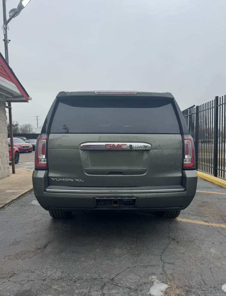 GMC Yukon XL Denali 4WD 2018