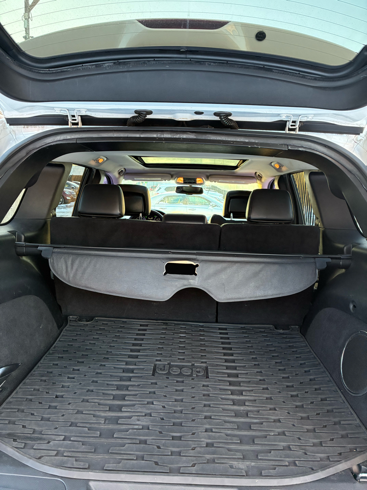 Jeep Grand Cherokee Laredo 4WD 2013