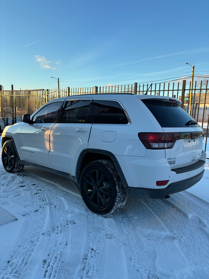 Jeep Grand Cherokee Laredo 4WD 2013