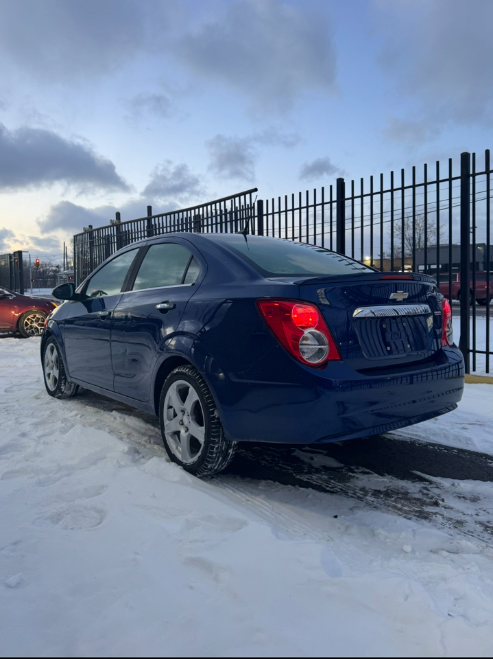 Chevrolet Sonic LTZ Auto Sedan 2014