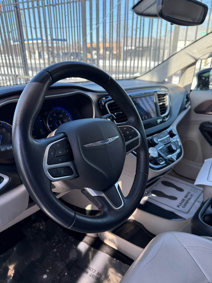 Chrysler Pacifica Touring-L 2018