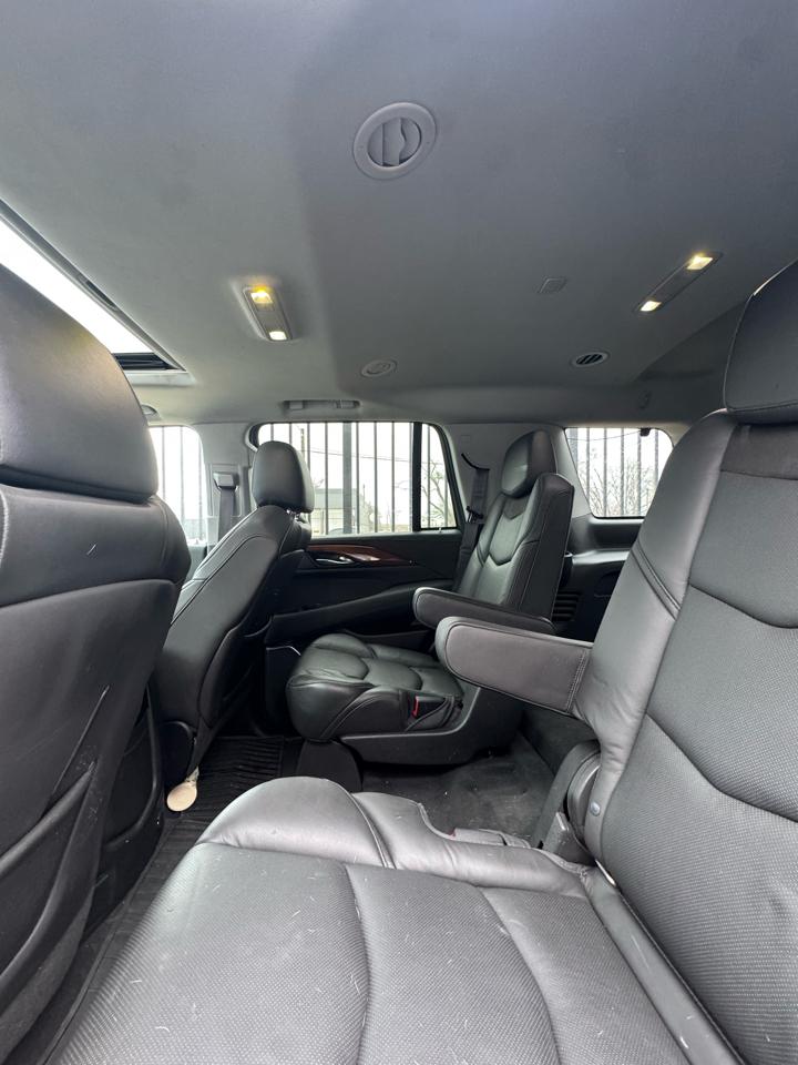 Cadillac Escalade Luxury 4WD 2017