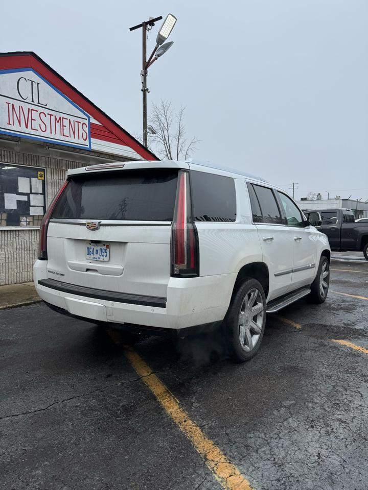 Cadillac Escalade Luxury 4WD 2017