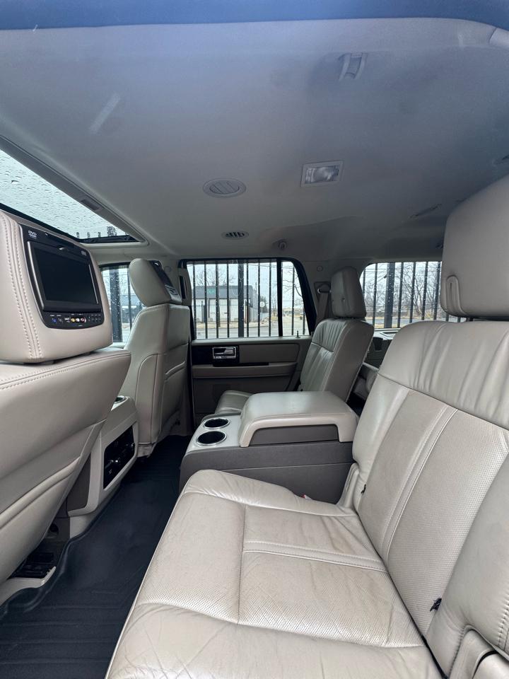 Lincoln Navigator 4WD 2015