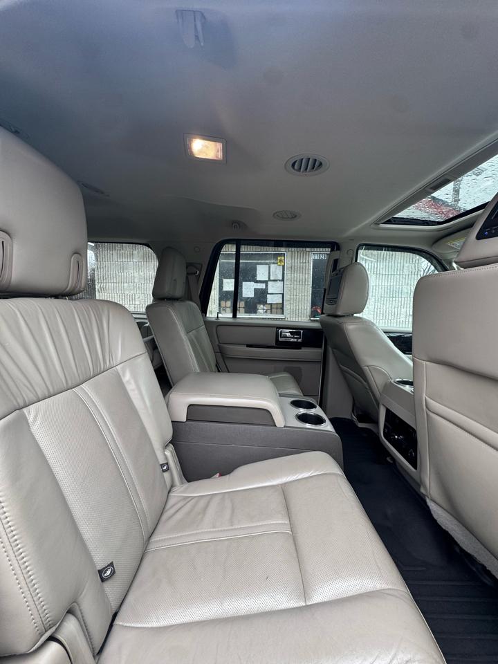 Lincoln Navigator 4WD 2015