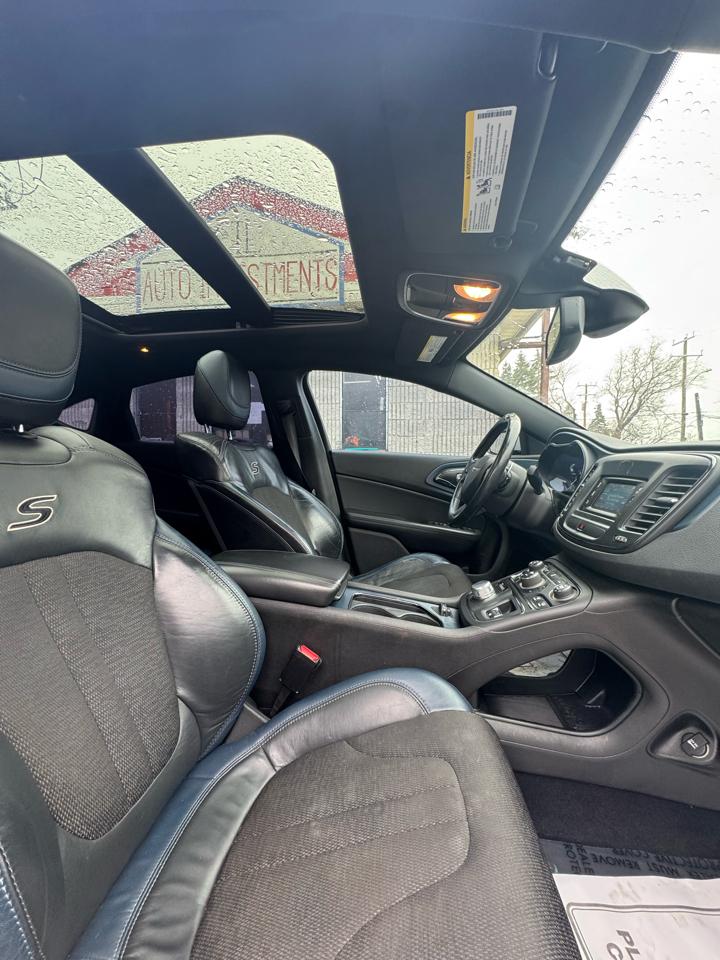 Chrysler 200 S AWD 2015