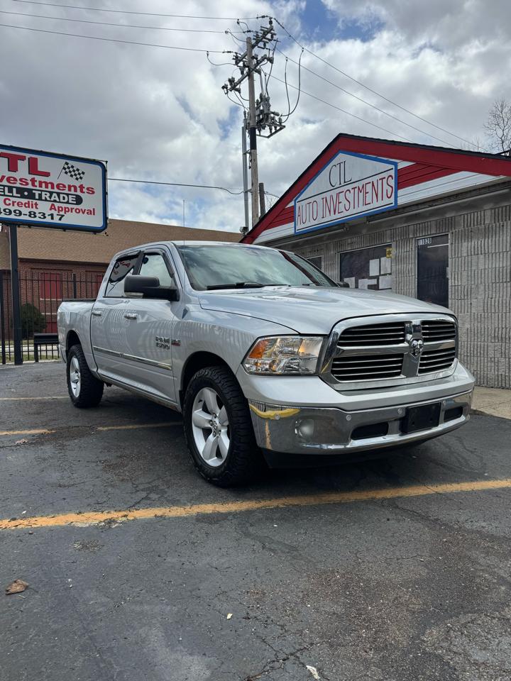 RAM 1500 SLT Crew Cab SWB 4WD 2014