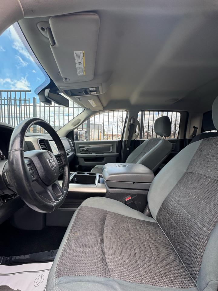 RAM 1500 SLT Crew Cab SWB 4WD 2014