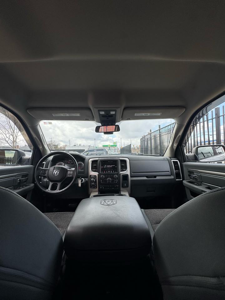 RAM 1500 SLT Crew Cab SWB 4WD 2014