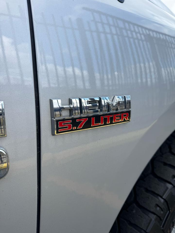 RAM 1500 SLT Crew Cab SWB 4WD 2014