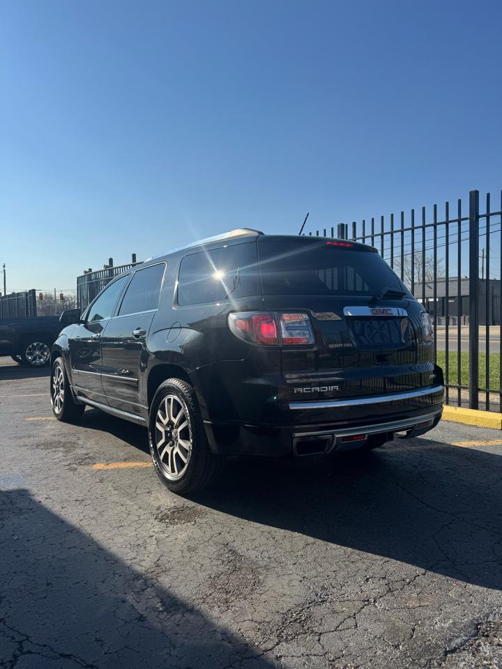 GMC Acadia Denali AWD 2014
