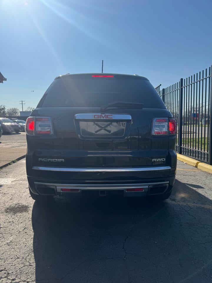 GMC Acadia Denali AWD 2014