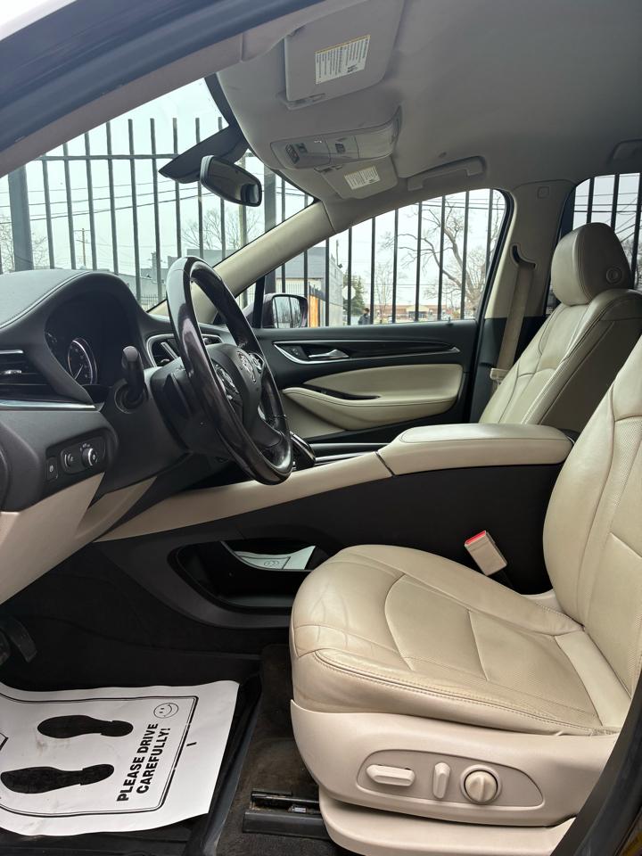 Buick Enclave Essence AWD 2019