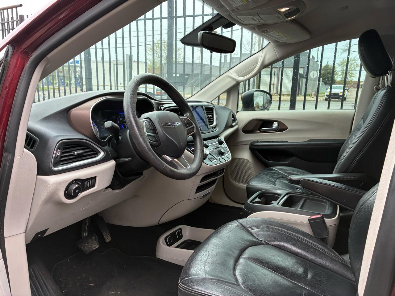 Chrysler Pacifica Touring-L 2017