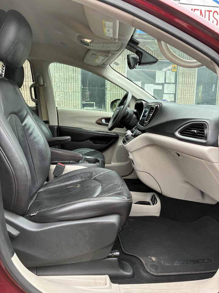 Chrysler Pacifica Touring-L 2017
