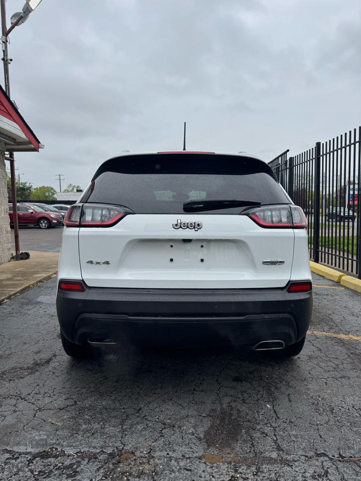 Jeep Cherokee Latitude Lux 4WD 2021