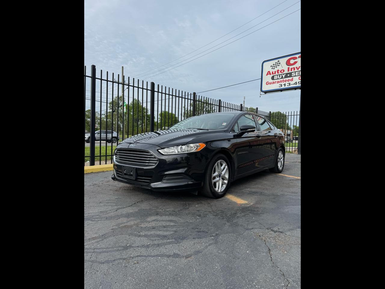 2013 Ford Fusion SE