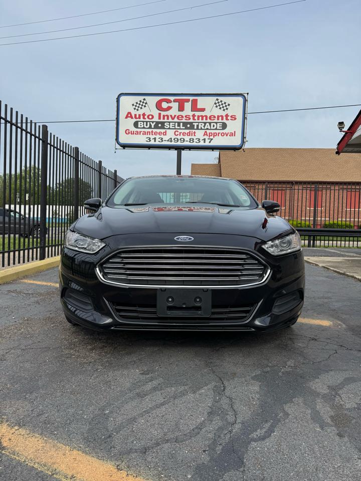 Ford Fusion SE 2013