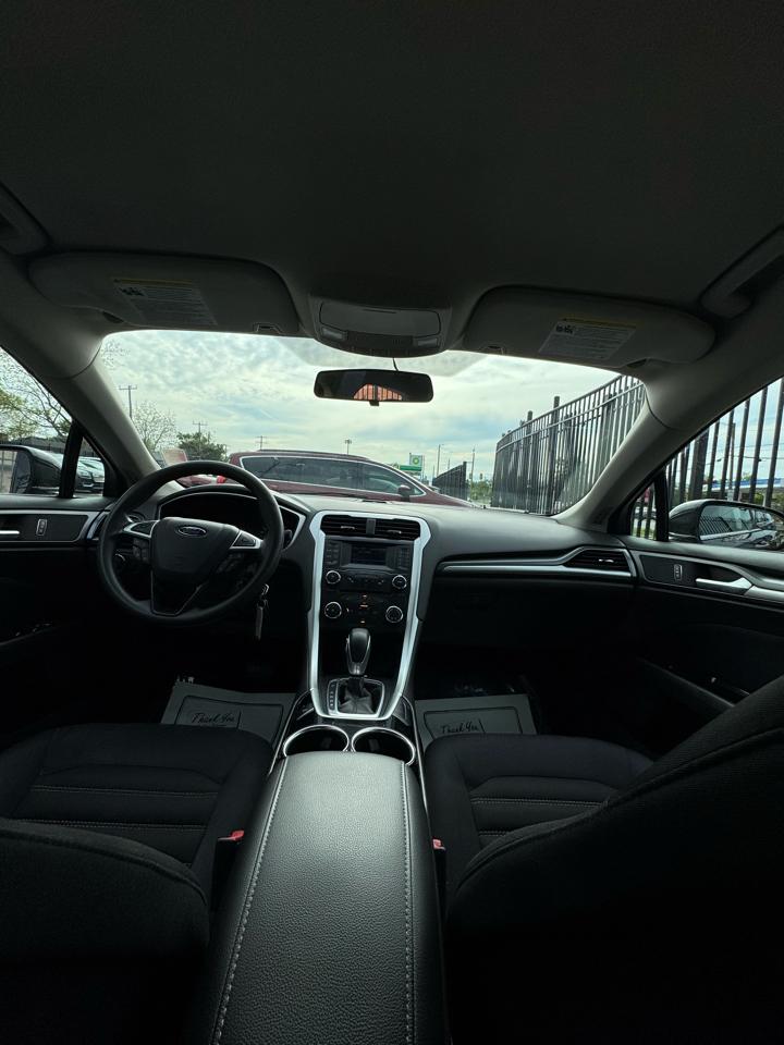 Ford Fusion SE 2013