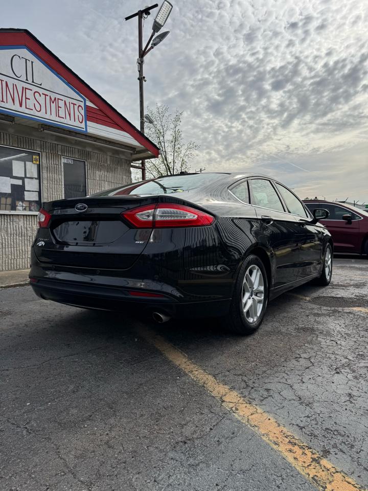 Ford Fusion SE 2013