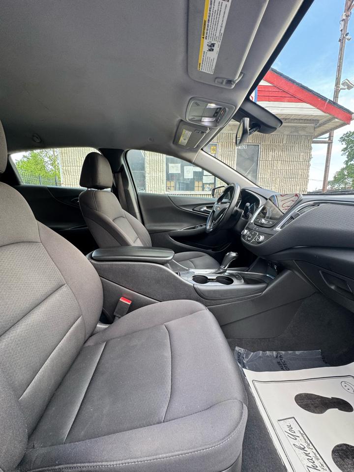 Chevrolet Malibu 1LT 2017