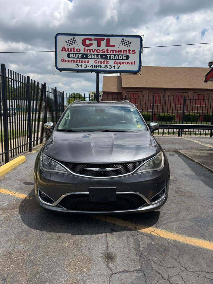 Chrysler Pacifica Limited 2017