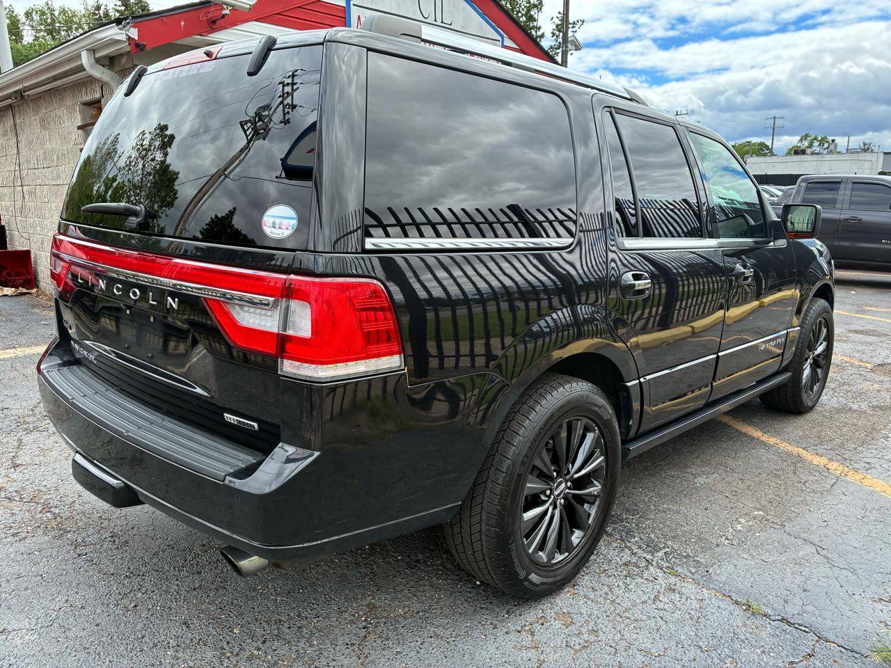 Lincoln Navigator 4WD 2015
