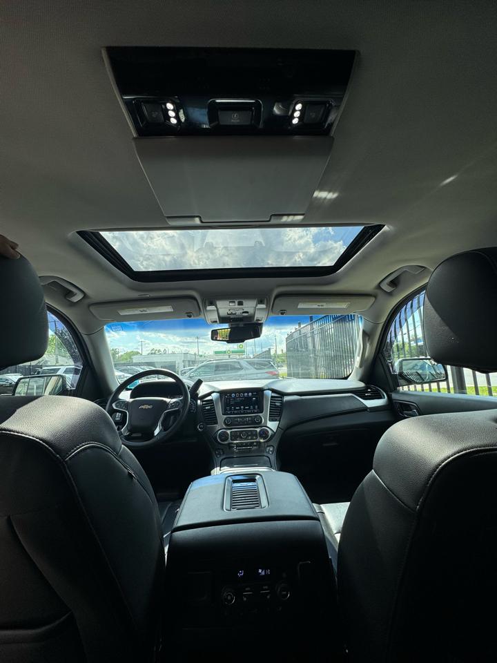 Chevrolet Suburban Premier 4WD 2017