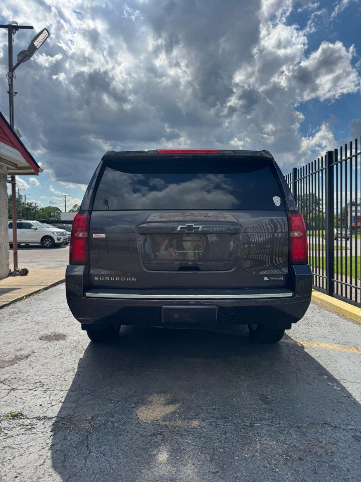 Chevrolet Suburban Premier 4WD 2017